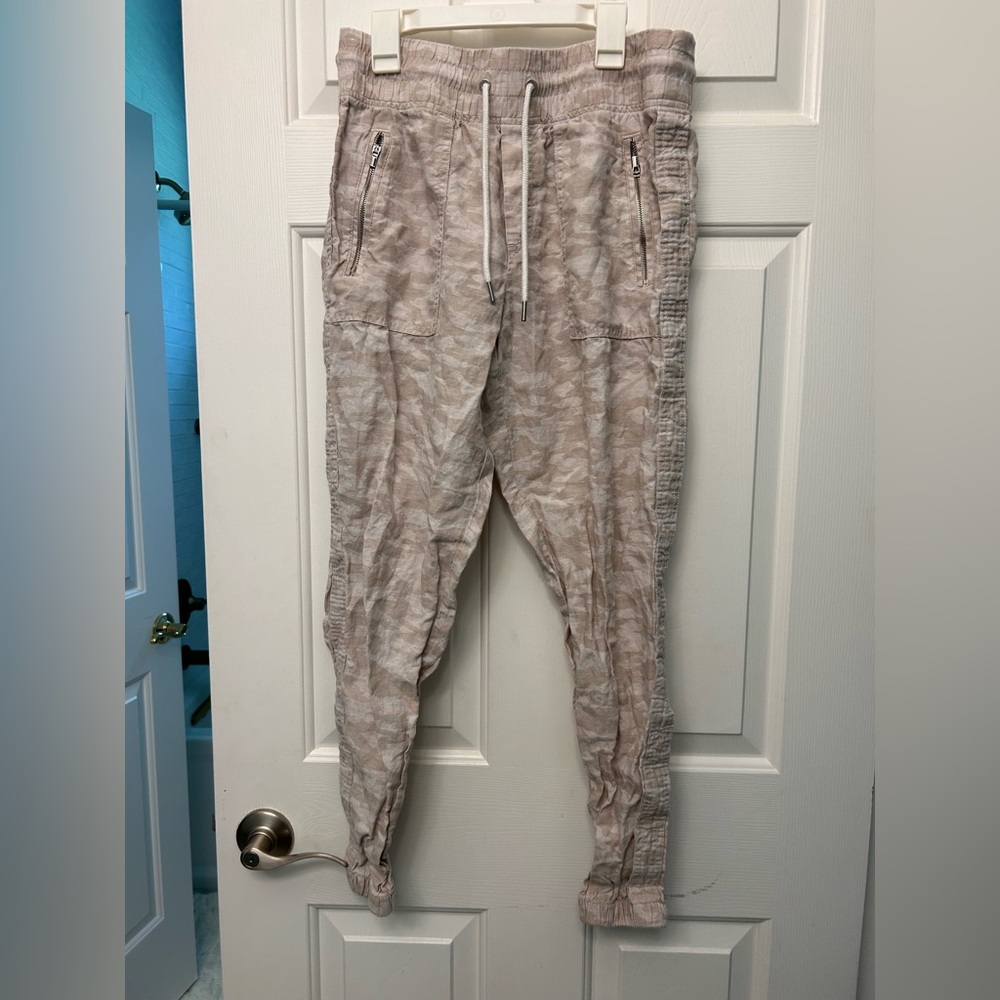 Athleta women’s Cabo tide linen jogger pants
